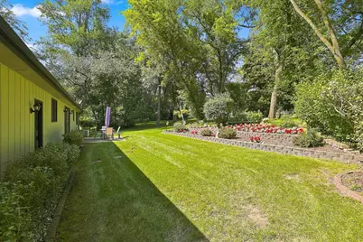 806 Roberts Road, Tower Lakes, IL 60010 - Photo 31