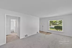 344 N Hammes Ave, Kankakee, IL 60901 - Photo 3
