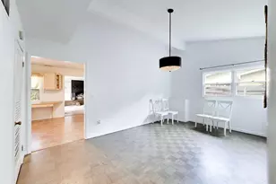 115 Lockerbie Ln, Wilmette, IL 60091 - Photo 7