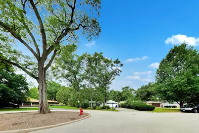 115 Lockerbie Lane, Wilmette, IL 60091 - Photo 3