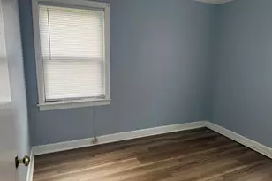 10042 S Luella Ave, Chicago, IL 60617 - Photo 5