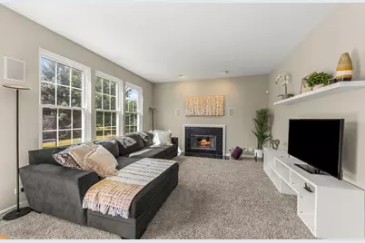 973 Shoreline Drive, Aurora, IL 60504 - Photo 9