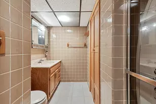 9732 Kildare Ave, Skokie, IL 60076 - Photo 21