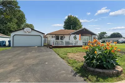 4242 W 90th Place, Hometown, IL 60456 - Photo 1