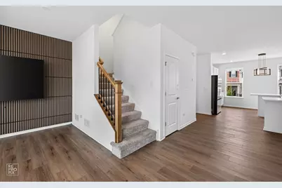 707 Neubauer Circle #603, Lindenhurst, IL 60046 - Photo 7