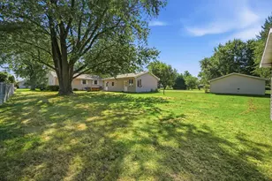 410 N Carey St, Braceville, IL 60407 - Photo 27