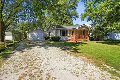 410 N Carey Street, Braceville, IL 60407 - Photo 1