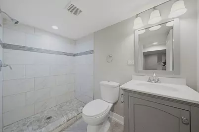 2421 N Marmora Avenue, Chicago, IL 60639 - Photo 29
