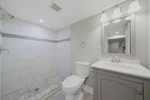 2421 N Marmora Ave, Chicago, IL 60639 - Photo 29