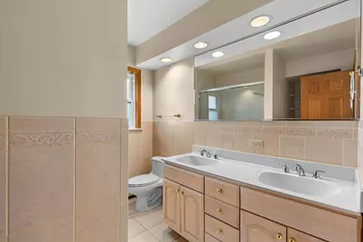8233 W Maple Avenue, Norridge, IL 60706 - Photo 11