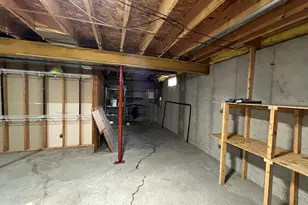 517 E Division St, Kewanee, IL 61443 - Photo 39