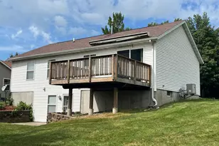 517 E Division St, Kewanee, IL 61443 - Photo 5