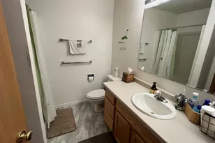 517 E Division St, Kewanee, IL 61443 - Photo 29