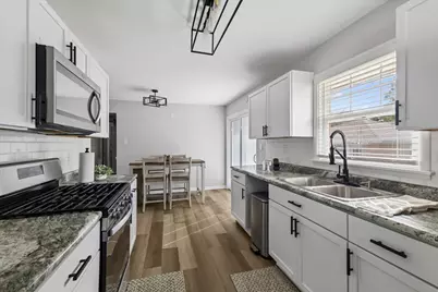 1305 N Prairie Avenue, Joliet, IL 60435 - Photo 7