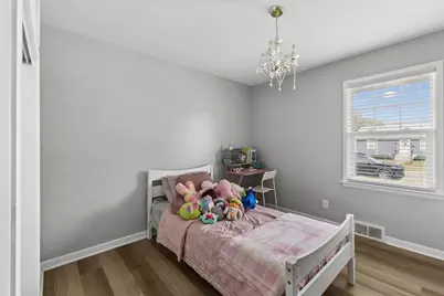 1305 N Prairie Avenue, Joliet, IL 60435 - Photo 11