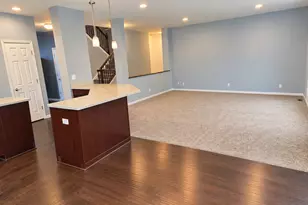 643 Seneca St, Volo, IL 60073 - Photo 11