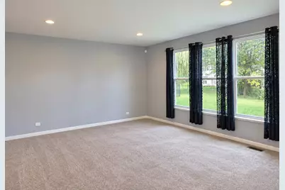 643 Seneca Street, Volo, IL 60073 - Photo 13