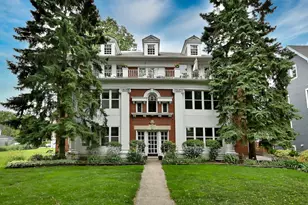 113 S Scoville Ave, Oak Park, IL 60302 - Photo 1