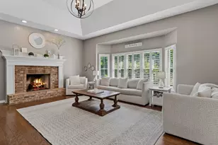 2236 Stowe Cir, Naperville, IL 60564 - Photo 7