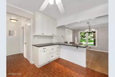 113 N Oak Street, Elmhurst, IL 60126 - Photo 13