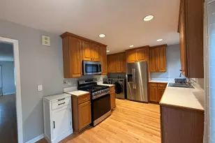 1954 Redwood Ln, Northbrook, IL 60062 - Photo 5