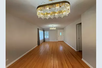 1954 Redwood Lane, Northbrook, IL 60062 - Photo 9