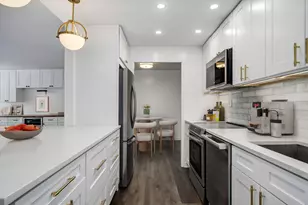 1400 N State Pkwy, Chicago, IL 60610 - Photo 13