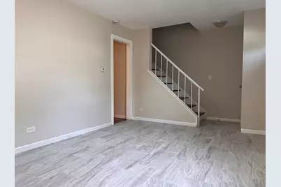 1851 McKool Avenue #1851, Streamwood, IL 60107 - Photo 3