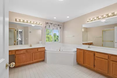 18296 W Meander Drive, Grayslake, IL 60030 - Photo 19