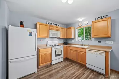 686 Glen Cove Lane, Pingree Grove, IL 60140 - Photo 15
