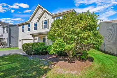 686 Glen Cove Lane, Pingree Grove, IL 60140 - Photo 3