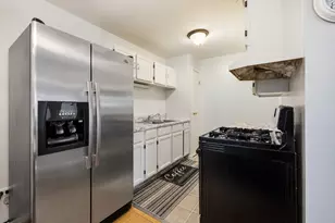 705 Heritage Dr, Hoffman Estates, IL 60169 - Photo 5