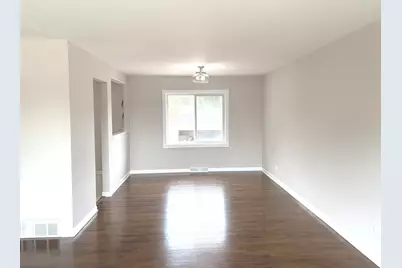565 Arlene Drive, Wood Dale, IL 60191 - Photo 5
