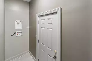 6853 S Langley Ave, Chicago, IL 60637 - Photo 19