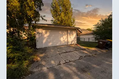 202 Dawson Avenue, Rockford, IL 61107 - Photo 33