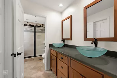 3207 Barnes Lane, Naperville, IL 60564 - Photo 13