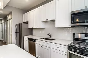 2246 S Whipple St, Chicago, IL 60623 - Photo 3