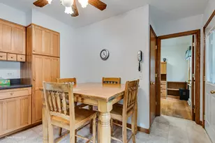 133 N Ridgemoor Ave, Mundelein, IL 60060 - Photo 11