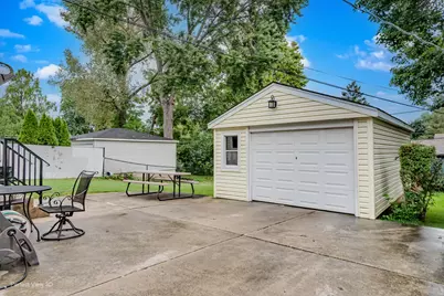 133 N Ridgemoor Avenue, Mundelein, IL 60060 - Photo 21