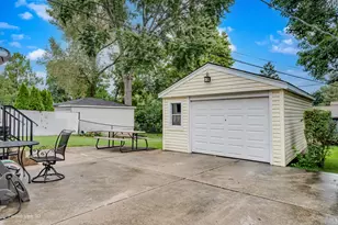 133 N Ridgemoor Ave, Mundelein, IL 60060 - Photo 21