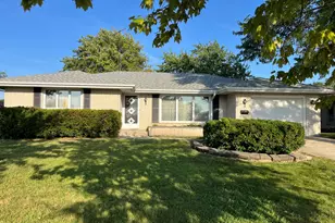 1620 Barthelone St, Crest Hill, IL 60403 - Photo 1