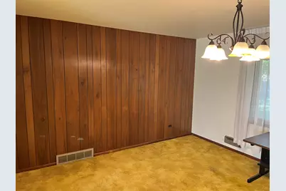 1620 Barthelone Street, Crest Hill, IL 60403 - Photo 11