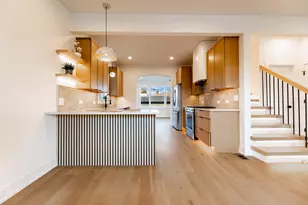 5721 S Newcastle Ave, Chicago, IL 60638 - Photo 7