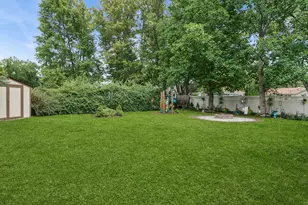 213 Lathem St, Batavia, IL 60510 - Photo 29