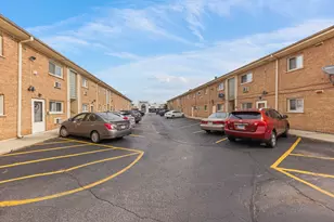 4653 W 95th St, Oak Lawn, IL 60453 - Photo 13