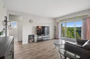 660 Prestwick Ln, Wheeling, IL 60090 - Photo 5