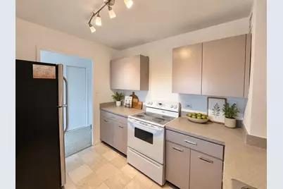 3600 N Lake Shore Drive #2220, Chicago, IL 60613 - Photo 15