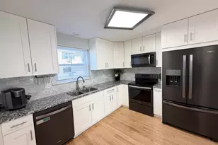 5322 W Windsor Ave, Chicago, IL 60630 - Photo 9