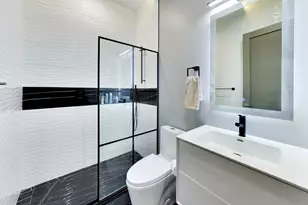 3024 W Irving Park Rd, Chicago, IL 60618 - Photo 21