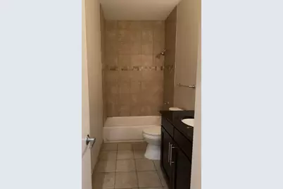 2240 W Madison Street #201, Chicago, IL 60612 - Photo 9
